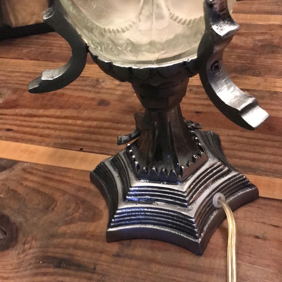 Pottery Barn Harry Potter Hogwarts TriWizard Tournament Lamp PLEASE READ - Picture 12 of 16